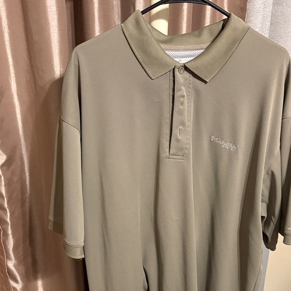 Columbia Sportswear Company Other - Columbia Men's Khaki Polo Shirt